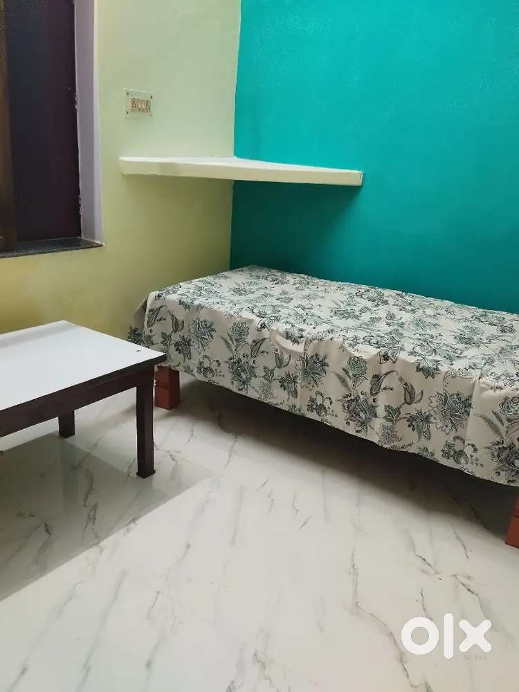 1 Room Indiranagar (Girls only)