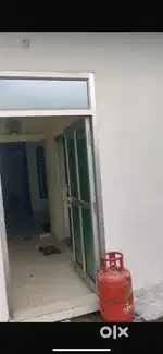 1 BHK Independent House – 2nd Floor (Owner, Colony)