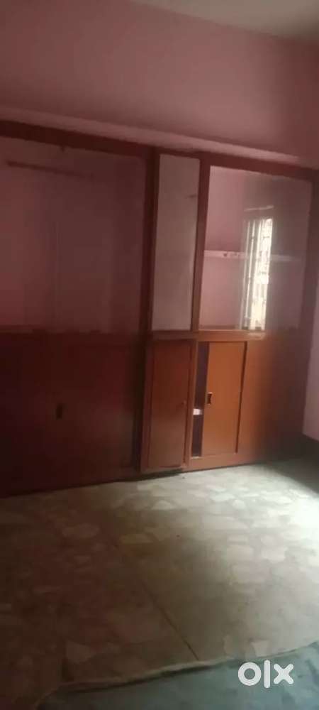 TO LET immediately available