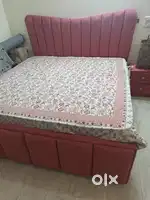 Good condition bed memory form mattress also