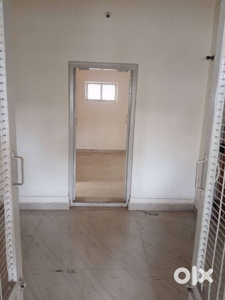 2BHK VEG HOUSE FOR LEASE IN VIDYARANPURAM