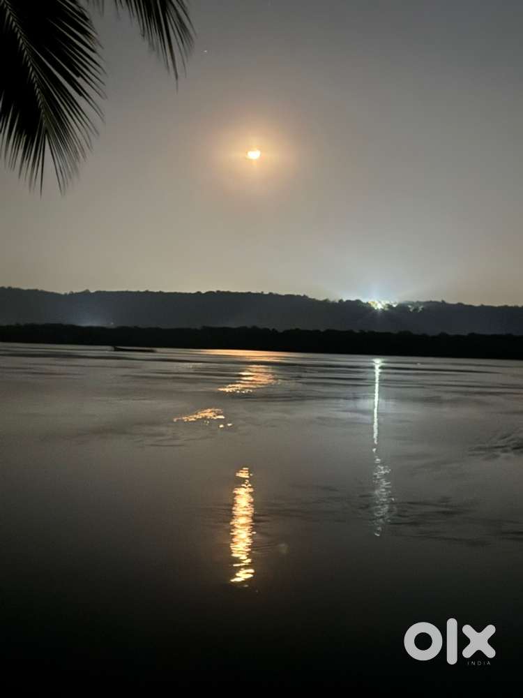 Waiter Job at Riverfront Restaurant in Goa