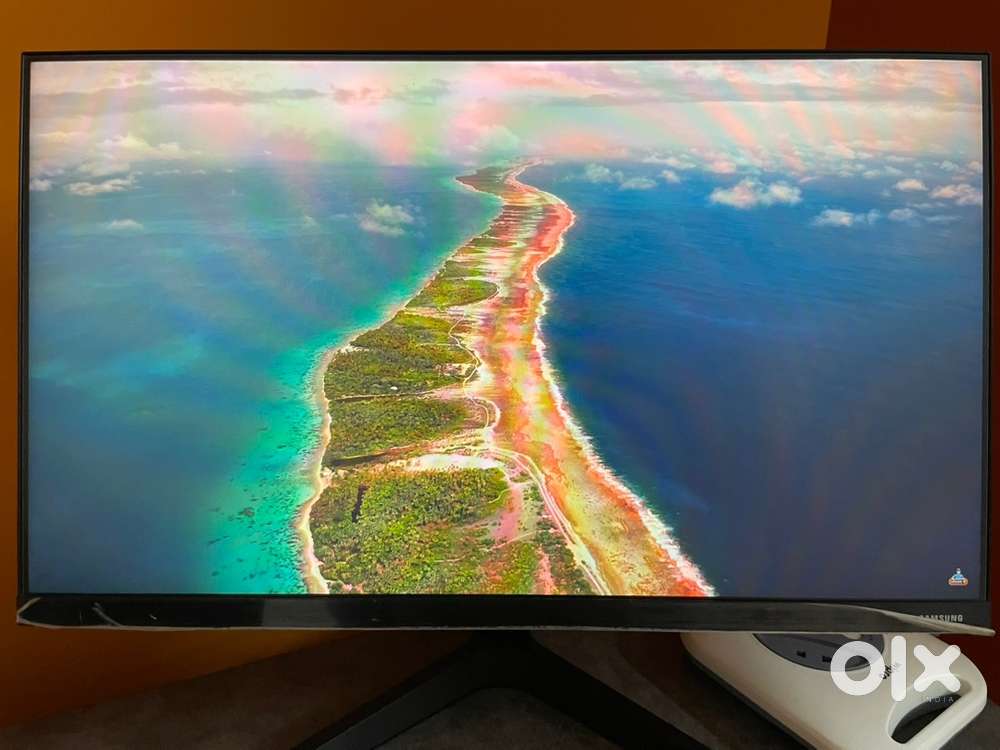 24 inch LED Samsung Monitor