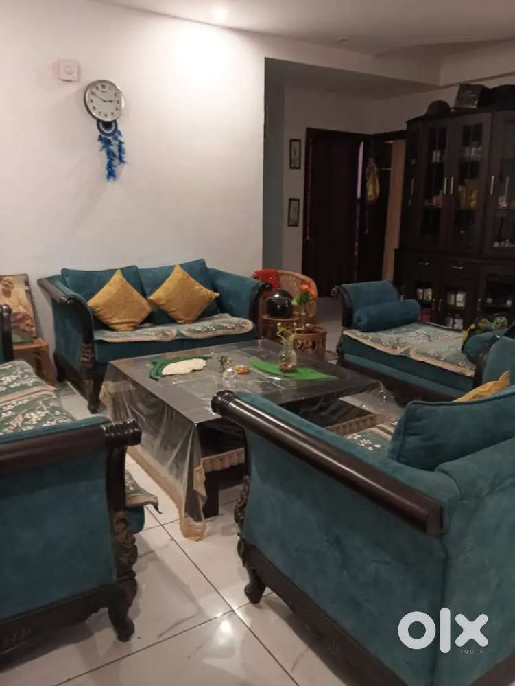3bhk society flat for rent fully furnished near Bengali kothi chowk