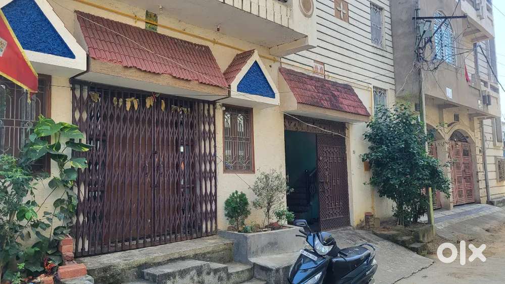2 bhk semi furnished for family in good locality