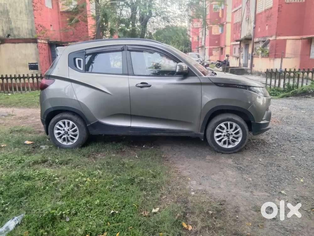 Mahindra KUV100 NXT 2016 Petrol 27320 Km Driven K8. Tax2026