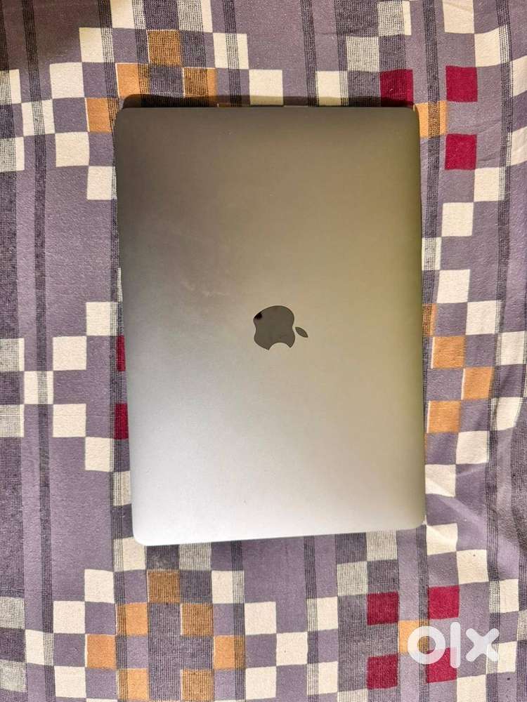 Urgent Sale - MacBook Air 13  i5  8GB  128GB SSD