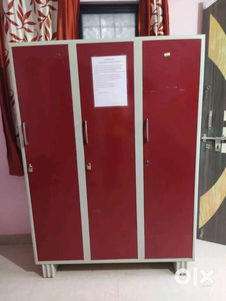 Decent row house for boys to stay