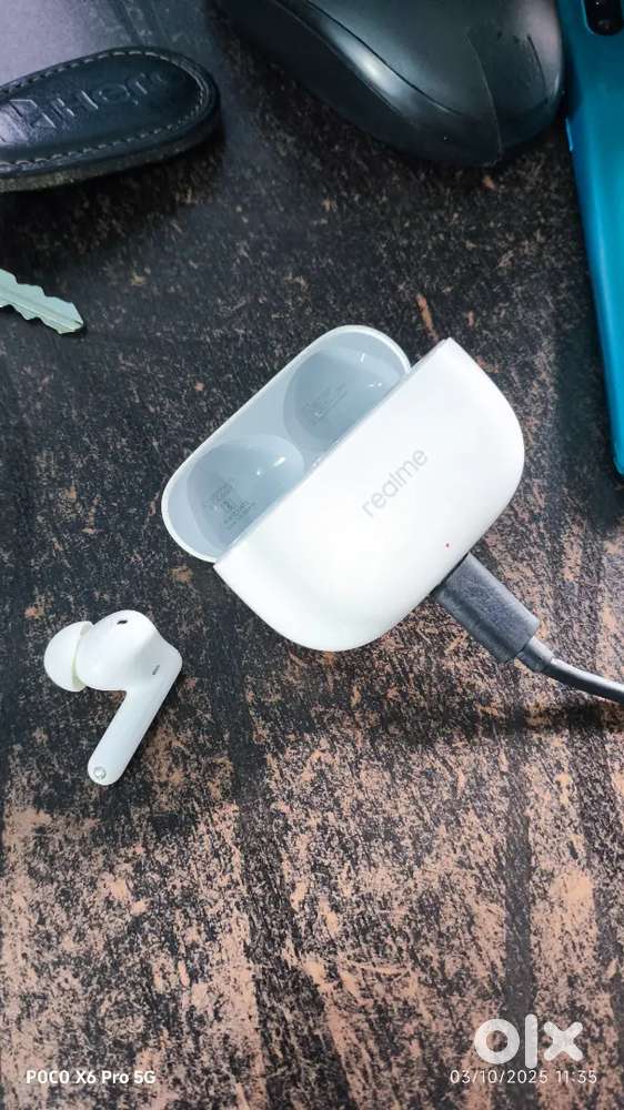 Realme t300 earbuds