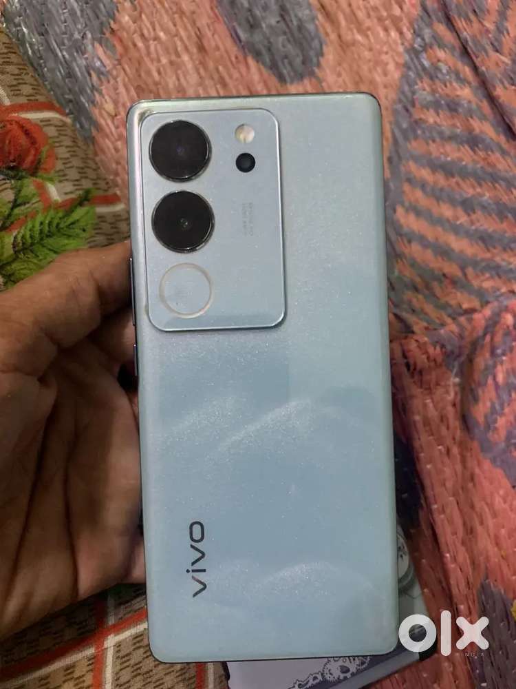 Vivo V29 8gb 128gb brand new condition