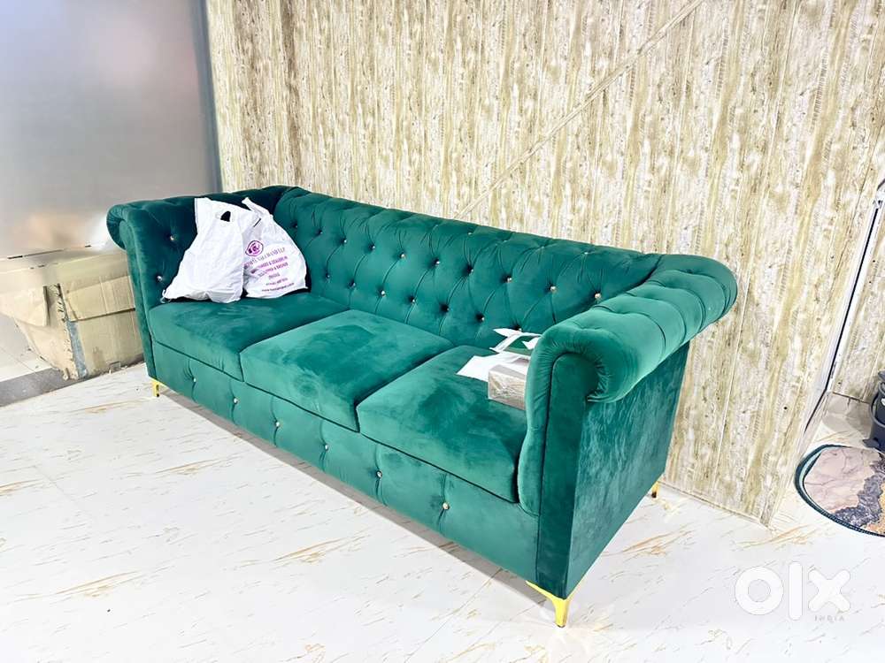 Sofa 3 seater 10,000