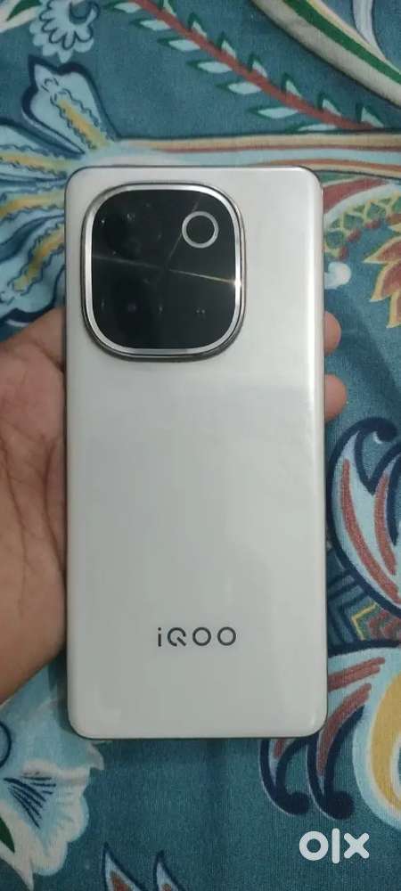 10 month old IQOO Z9SPRO