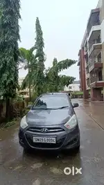Hyundai i10 2012 CNG & Petrol 94000 Km Driven
