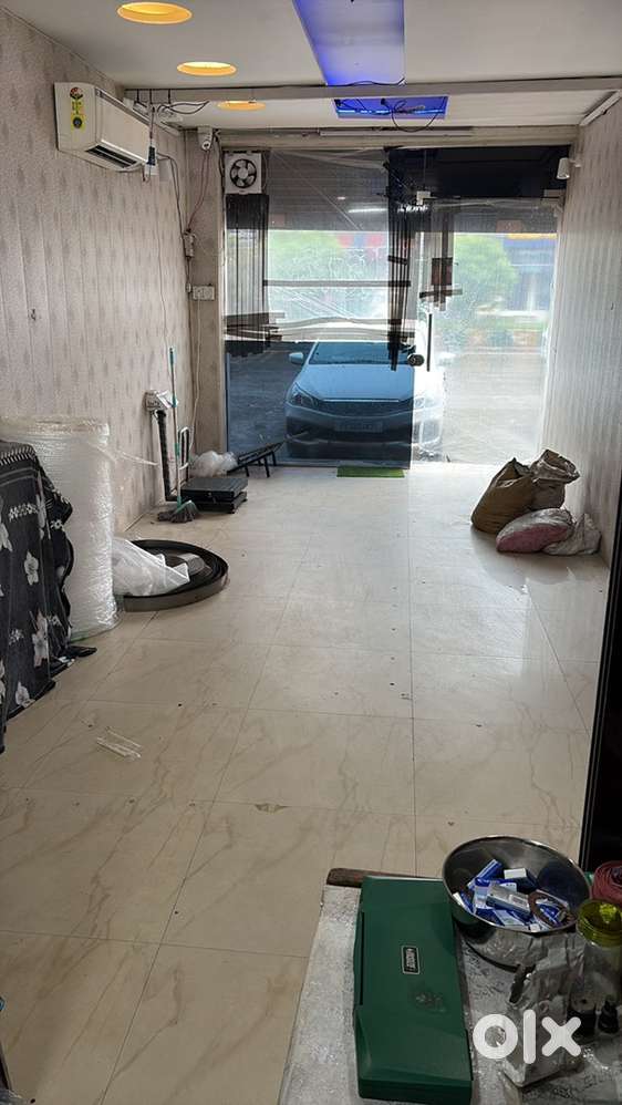 12 x 40 SHOP AT MAIN GILL ROAD DASHMESH NAGAR 1.5 ton daikin ac fitted