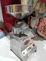 Arihant small Aata chakki with 6 year usage at home