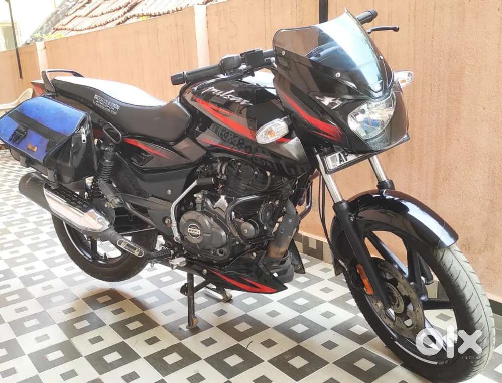 Bajaj Pulsar 150 cc bike good condition