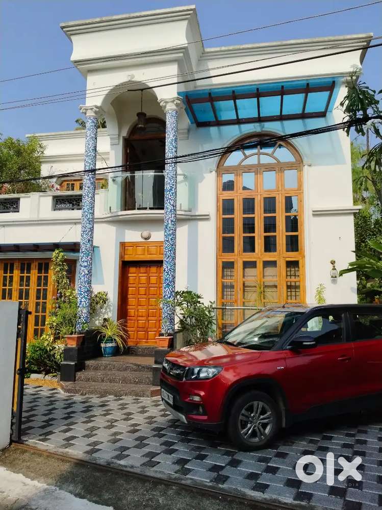 Uniquely Designed Villa for Sale – Vennala, Palarivattom, Ernakulam