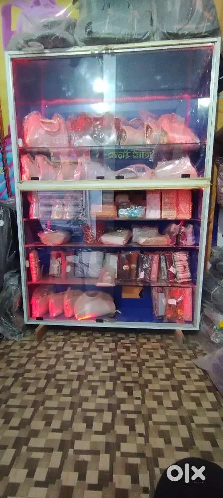 Wooden box with glass rack