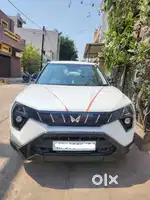 Mahindra XUV 3XO 2024 AX5 Diesel AMT White only 4500 Km Driven