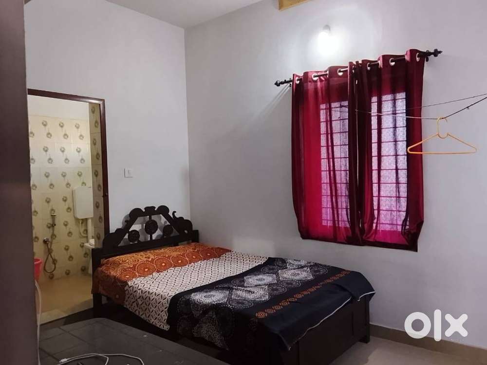 DOUBLE STOREYED HOUSE FOR SALE VELLIPARAMB KOZHIKODE