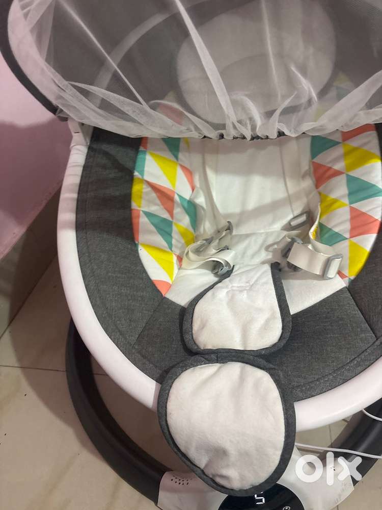 Babyhug  Electric Baby Swing Cradle