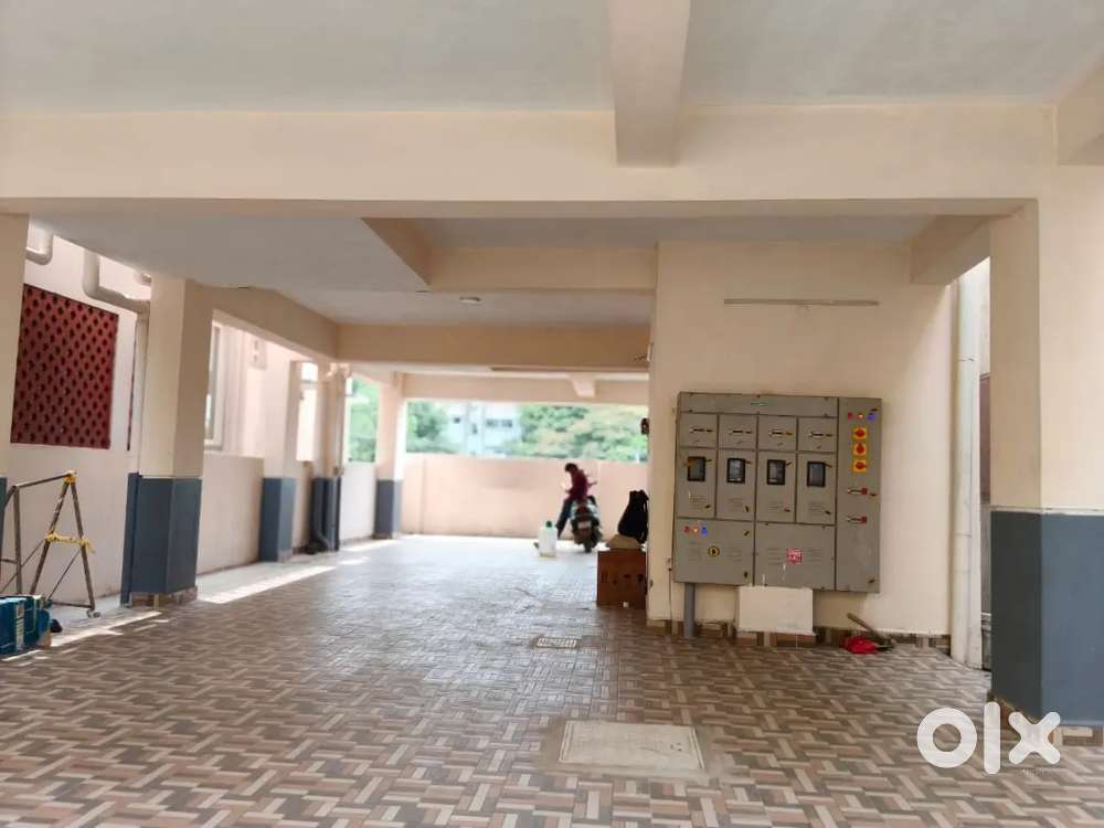 Ready to move Apartment Sale @ Kolathur 3 Bhk Price 95 lakhs