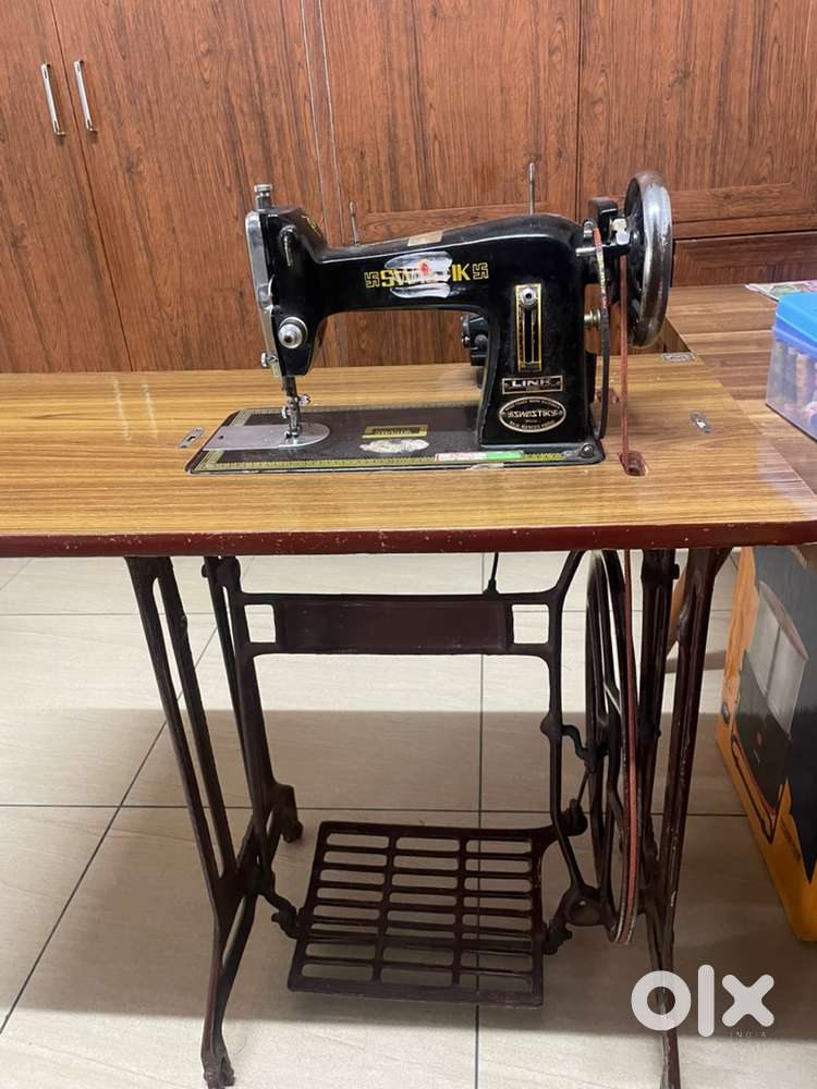 Tailoring machine