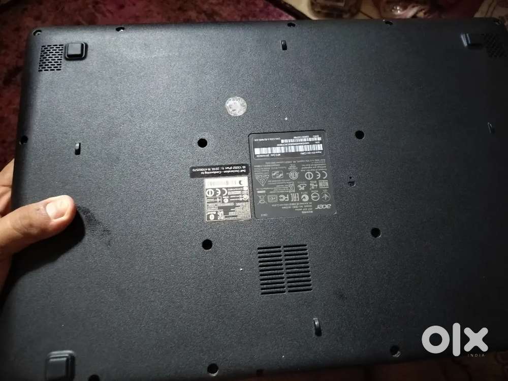 Laptop selling