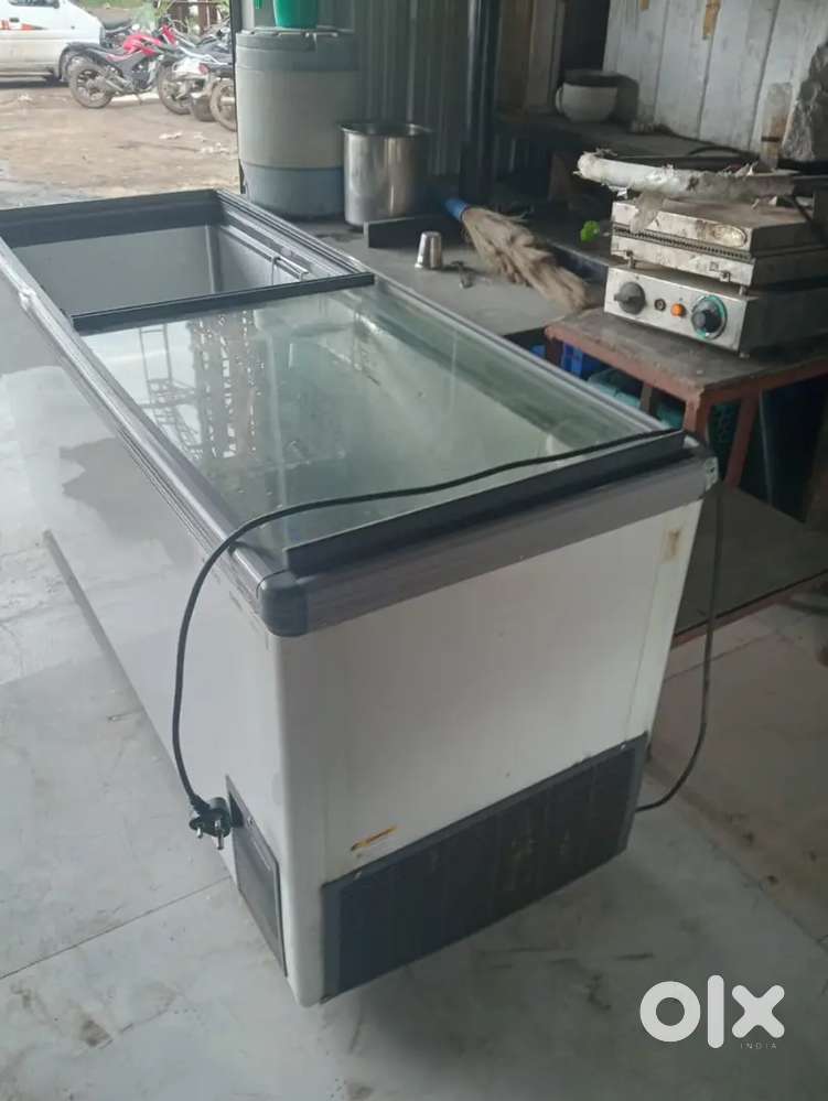 HOTEL MATERIAL SALE
