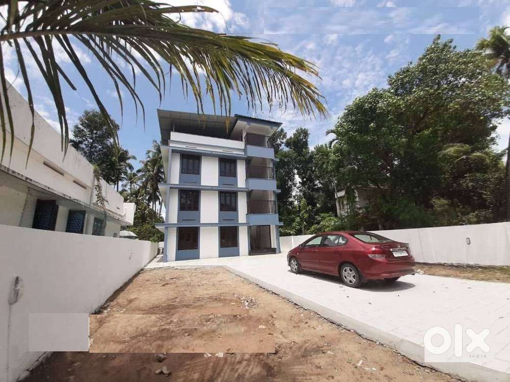 2BHK, CarPark, Polaythode Chayakadamukku Mundakkal