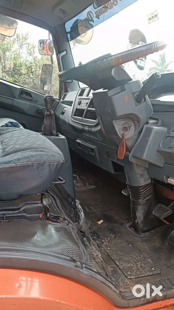 Brand new condition 22 feet eicher 2021 for sale