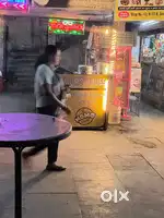 Momos restaurant and shop pr kaam hai fresher banda chaiye