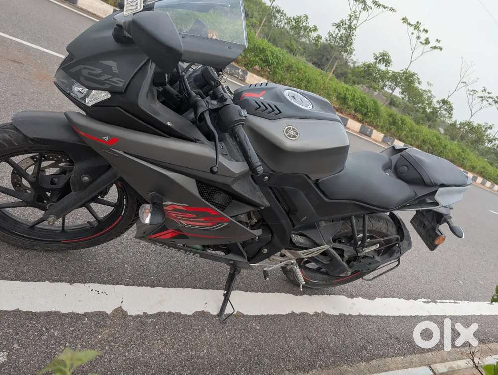 R15 V3 Model Excellent Condition