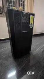 Party Speaker