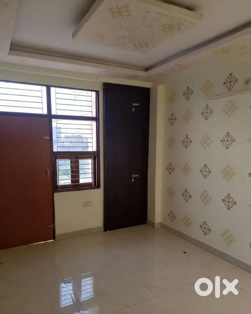 2-BHK Front Balcony Flat For Sale In kalwar road