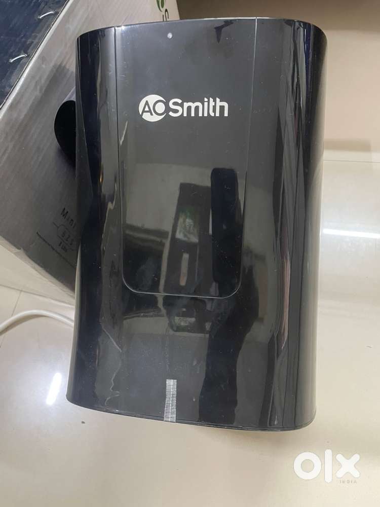 Instant Geyser -3 Ltr Water Heater -AO Smith Brand MiniBot Black color