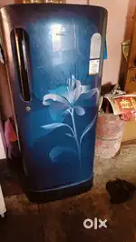Selling my lg refrigerator