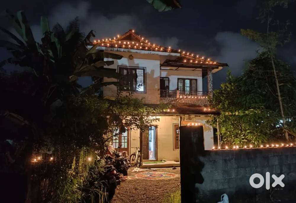 Luxury Paying Guest Hostel for working men near Alepey railway station