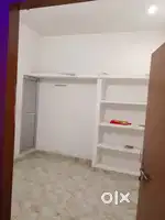 2 room hall kitchen available