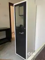 Hostel m khana banae wale ki requirment h
