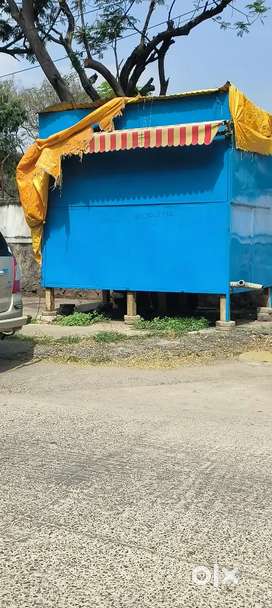 Bunk shop for rent