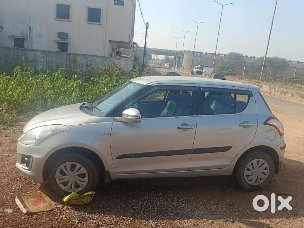 Maruti Suzuki Swift 2017 Petrol 65000 Km Driven