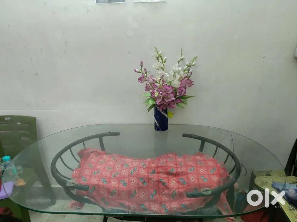 Dinning Table 6 seater Iron & Top Glasses(Only Dinning table)