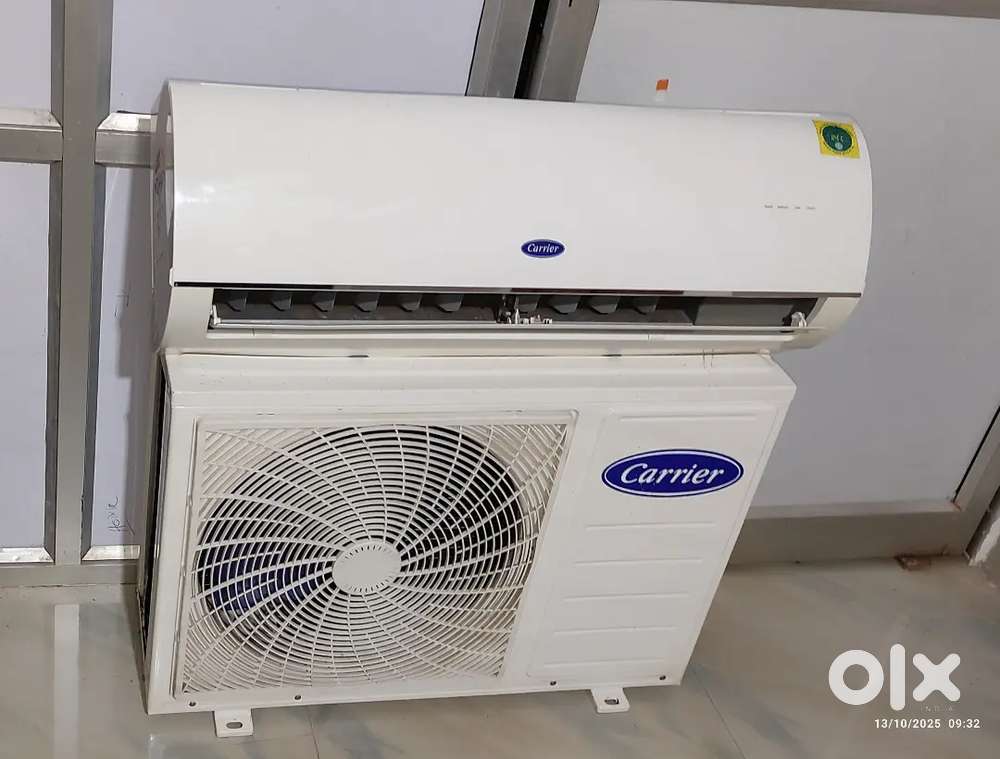 Carrier 1 ton AC non inverter Good Condition