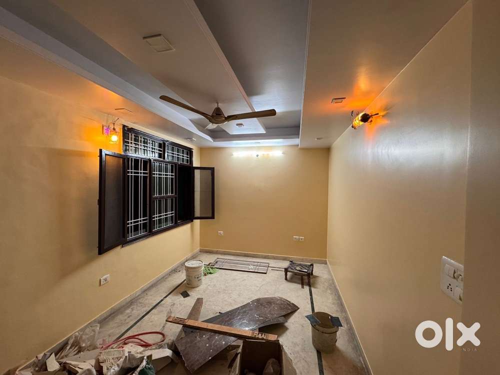 Renting 2 BHK semi-furnished flat Lions Lane, Vaishali Nagar