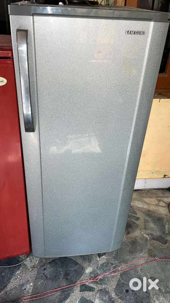 Samsung 210L. Single door fridge