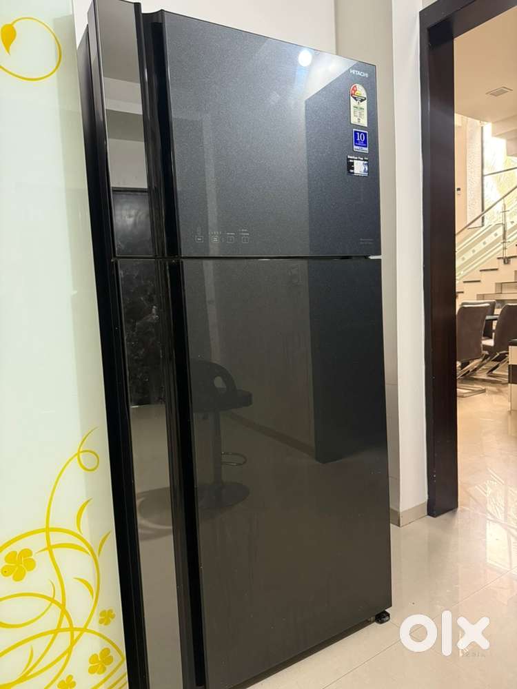 HITACHI 565 L Frost Free Double Door Refrigerator