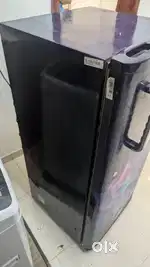 Selling whirlpool washing machine in Good condition, negotiable