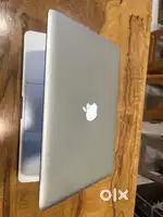 MacBook pro i5 10th generation