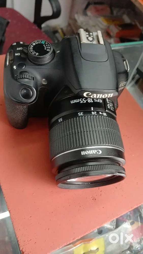 Canon 1200D with 2 lens
